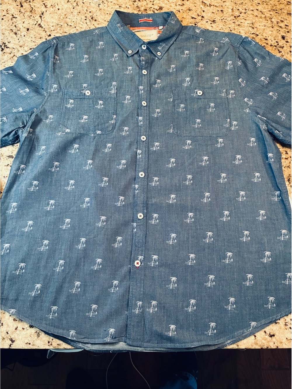 7 Diamonds blue palm trees short sleeve button up shirt